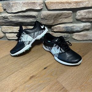 Women’s Nike golf shoes